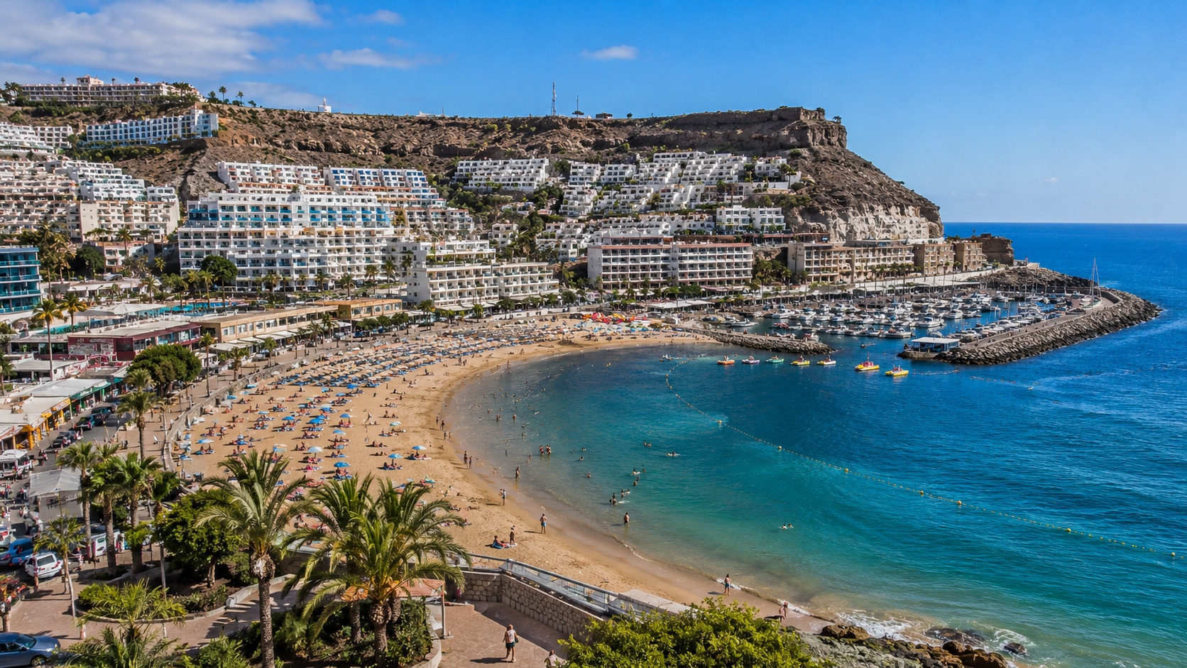 Dünenlandschaft von Maspalomas auf Gran Canaria mit Atlantikküste